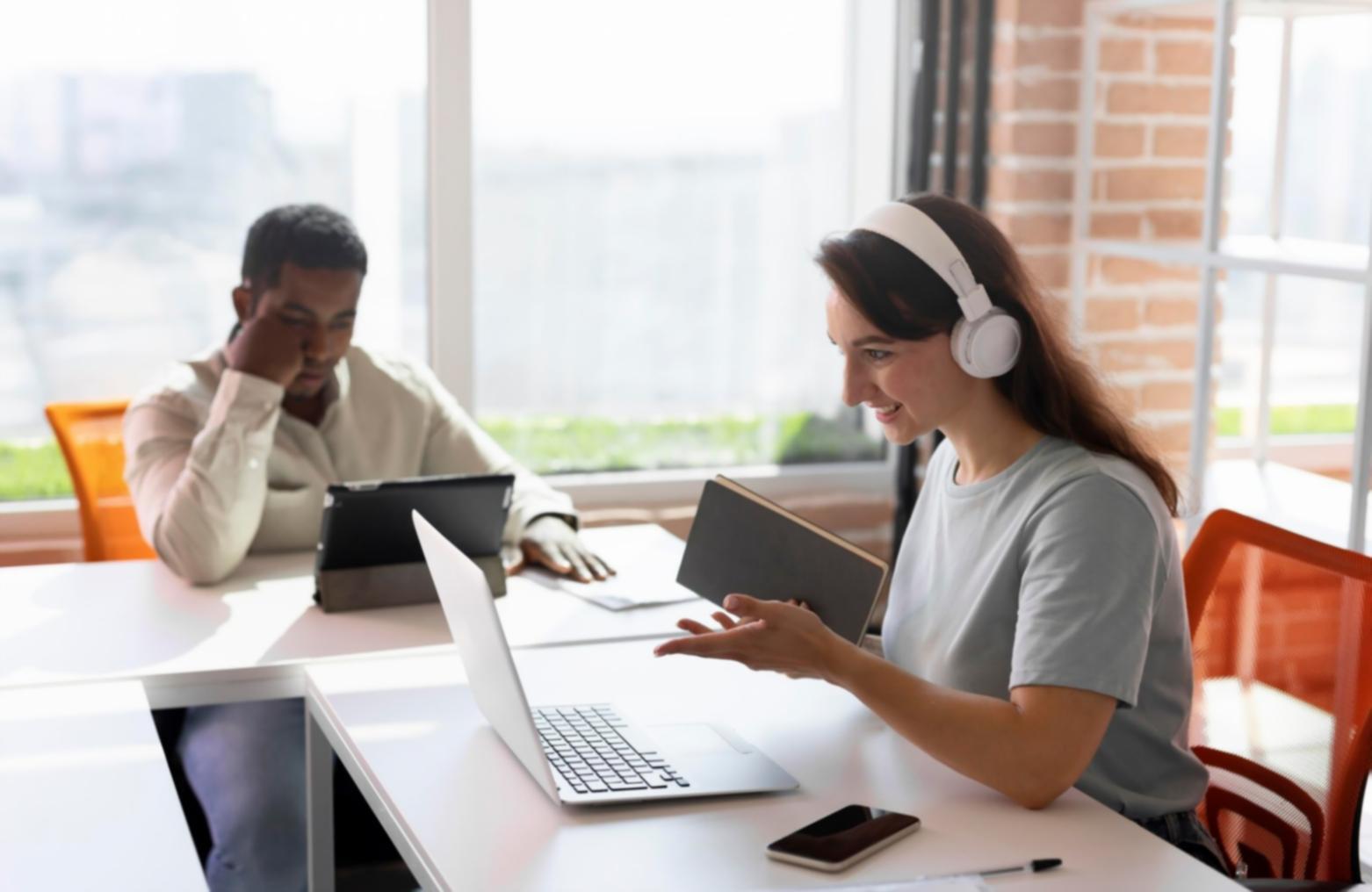 Detailed chart analysis showing volume patterns