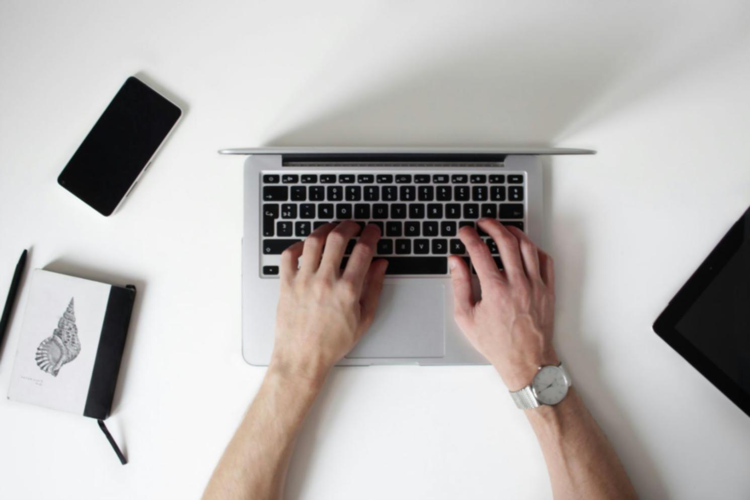 Volume analysis workspace with multiple trading screens